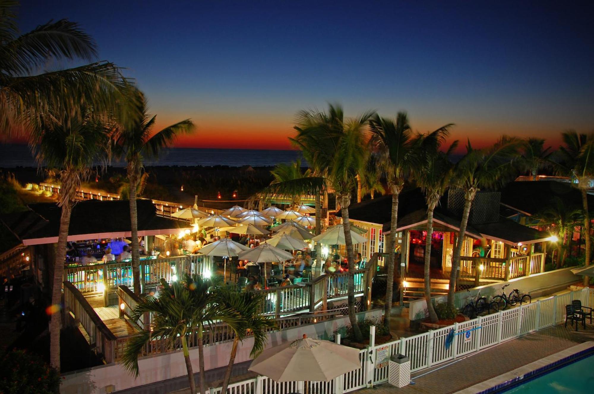 The Beachcomber St. Pete Beach Resort & Hotel Exterior photo